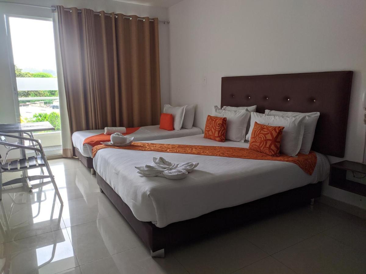 Hotel Palmeras De Luz Моникира Экстерьер фото