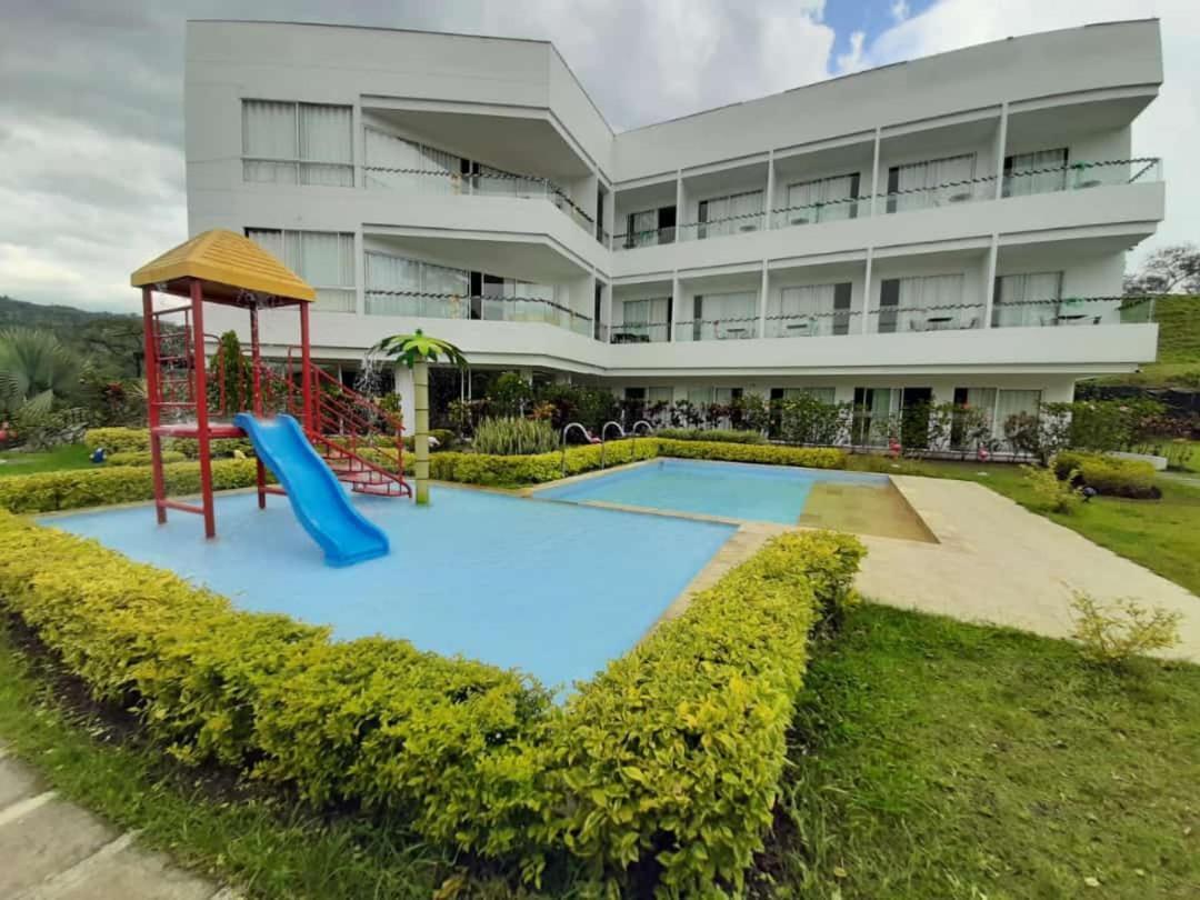 Hotel Palmeras De Luz Моникира Экстерьер фото