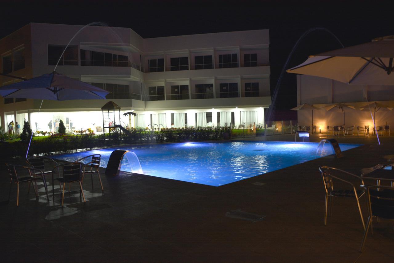 Hotel Palmeras De Luz Моникира Экстерьер фото